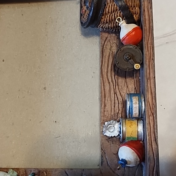 Rustic Brown Fish-Themed Shadow Box - Picture 13 of 15